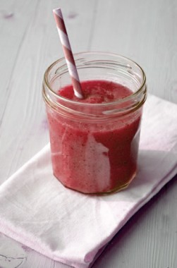 Pink-Smoothie-With-Watermelon-Strawberries-and-Cherries