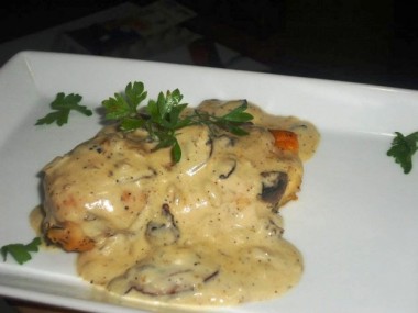 Chicken Breast with Mushrooms Sauce