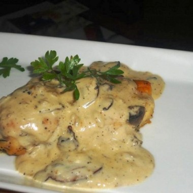 Chicken Breast with Mushrooms Sauce