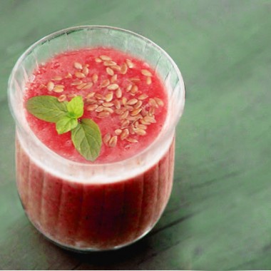 High-Protein-Strawberry-Flax-Seed-Smoothie